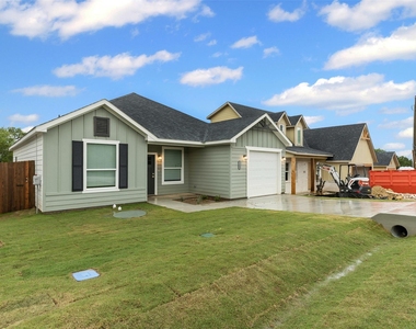 5623 Barkridge Drive - Photo Thumbnail 33