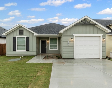 5623 Barkridge Drive - Photo Thumbnail 2