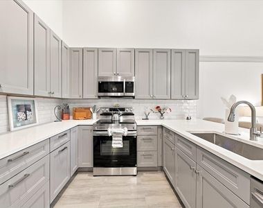 1343 Periwinkle Place - Photo Thumbnail 6
