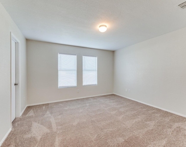 1609 Castle Ridge Road - Photo Thumbnail 7