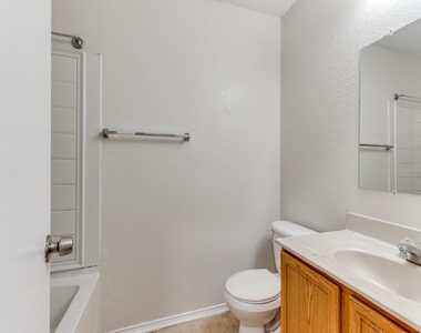 1609 Castle Ridge Road - Photo Thumbnail 9