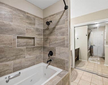 1203 Oakwood Trail - Photo Thumbnail 14