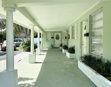 425 Sw 18th Avenue - Photo Thumbnail 11