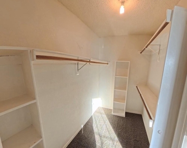 1454 Cromwell Court - Photo Thumbnail 11