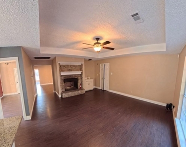 1454 Cromwell Court - Photo Thumbnail 3