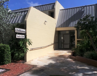 17 Royal Palm Way - Photo Thumbnail 21