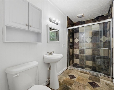 104 Parker Street - Photo Thumbnail 18