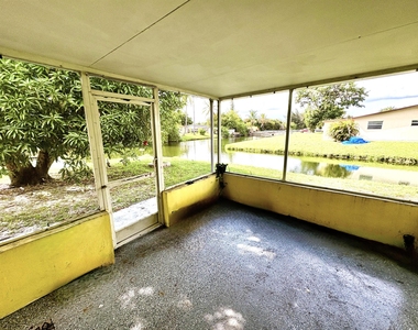 1685 Nw 60th Avenue - Photo Thumbnail 13