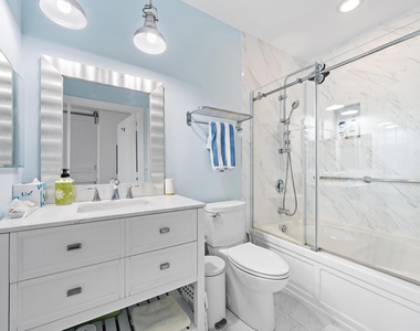 1617 N Flagler Drive - Photo Thumbnail 3
