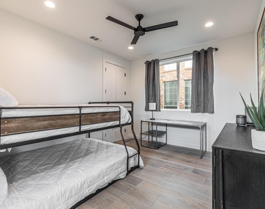4202 Bonham Street - Photo Thumbnail 23
