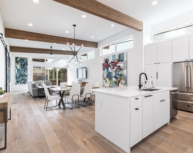 4202 Bonham Street - Photo Thumbnail 6