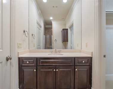 6505 Bandera Avenue - Photo Thumbnail 10