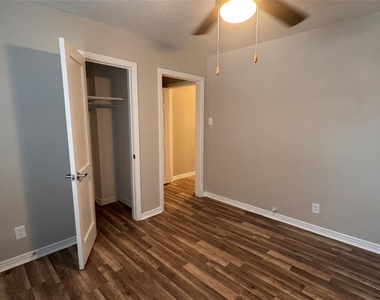 8445 Tackett Street - Photo Thumbnail 11