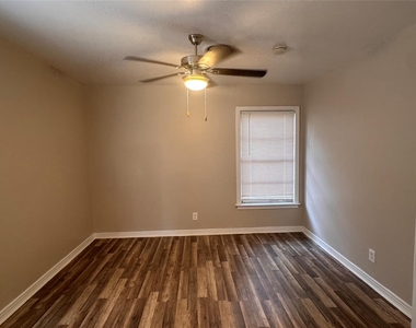 8445 Tackett Street - Photo Thumbnail 8