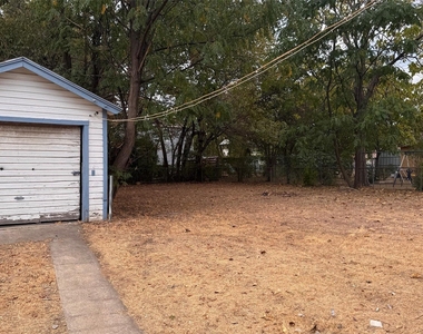 8445 Tackett Street - Photo Thumbnail 12