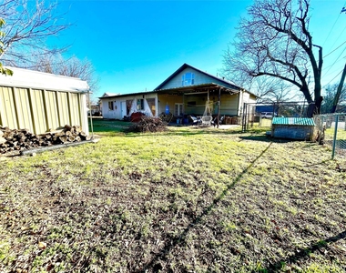 209 N Bowie Street - Photo Thumbnail 23