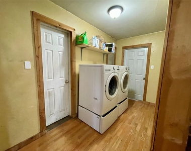 209 N Bowie Street - Photo Thumbnail 13