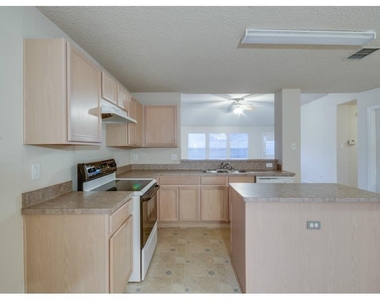 406 Ashland Drive - Photo Thumbnail 5