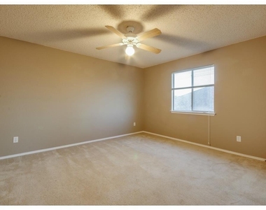 406 Ashland Drive - Photo Thumbnail 13
