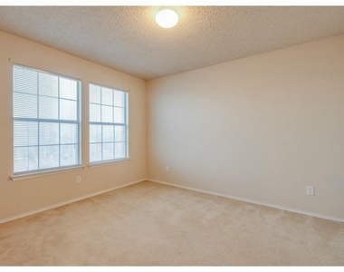 406 Ashland Drive - Photo Thumbnail 14