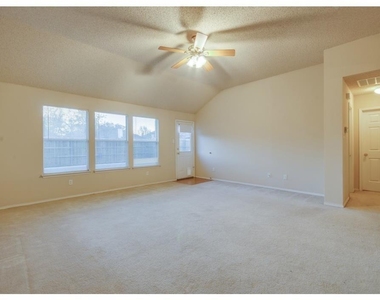 406 Ashland Drive - Photo Thumbnail 10