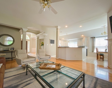 7247 Brennans Drive - Photo Thumbnail 7