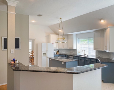 7247 Brennans Drive - Photo Thumbnail 3