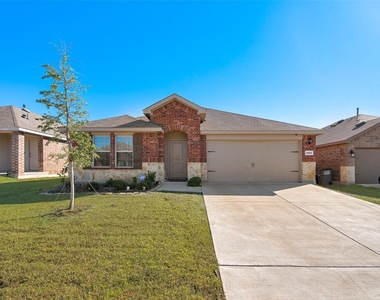 3106 Shorthorn Way - Photo Thumbnail 2