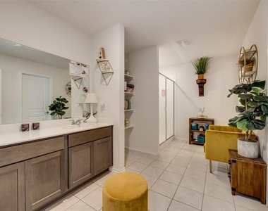 3106 Shorthorn Way - Photo Thumbnail 24