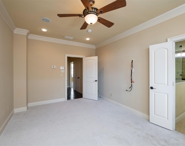 7914 Bishop Road - Photo Thumbnail 17