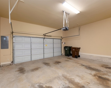 7914 Bishop Road - Photo Thumbnail 25