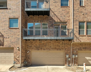 7914 Bishop Road - Photo Thumbnail 28