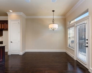 7914 Bishop Road - Photo Thumbnail 10