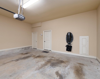 7914 Bishop Road - Photo Thumbnail 26