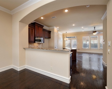 7914 Bishop Road - Photo Thumbnail 7