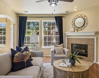 104 Rolling Rock Drive - Photo Thumbnail 11