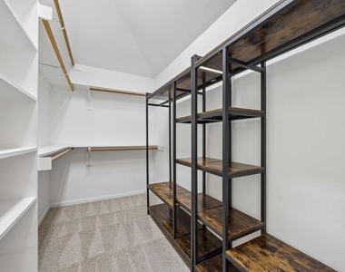 104 Rolling Rock Drive - Photo Thumbnail 18