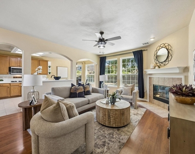 104 Rolling Rock Drive - Photo Thumbnail 12