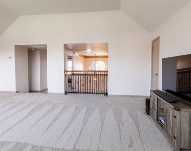 5730 Creek Crossing Lane - Photo Thumbnail 36