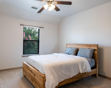 5730 Creek Crossing Lane - Photo Thumbnail 34