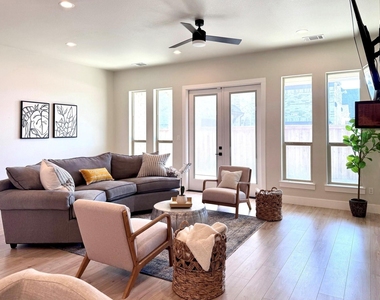 2402 Amesbury Drive - Photo Thumbnail 8
