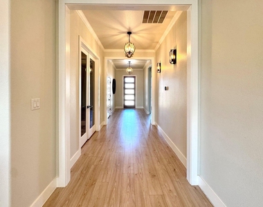 2402 Amesbury Drive - Photo Thumbnail 19