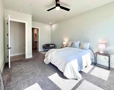 2402 Amesbury Drive - Photo Thumbnail 14