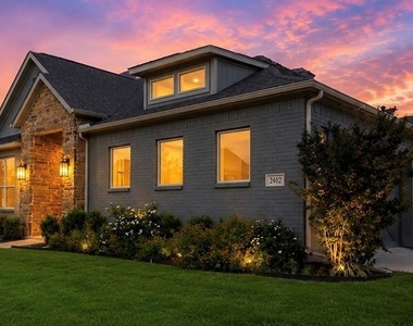 2402 Amesbury Drive - Photo Thumbnail 24