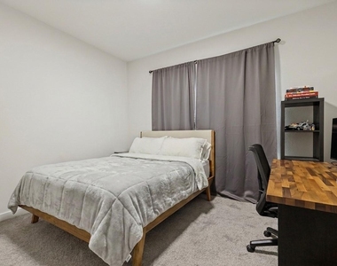 2547 Fatima Avenue - Photo Thumbnail 18