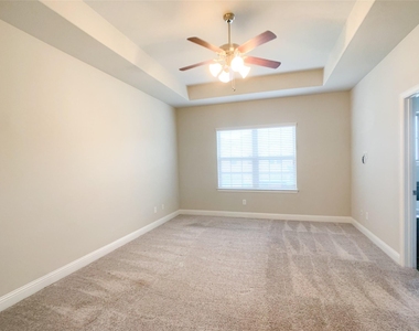 6417 Hermosa Drive - Photo Thumbnail 16