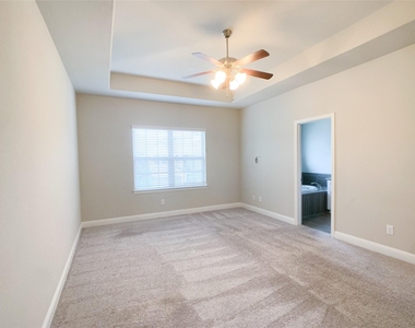 6417 Hermosa Drive - Photo Thumbnail 17