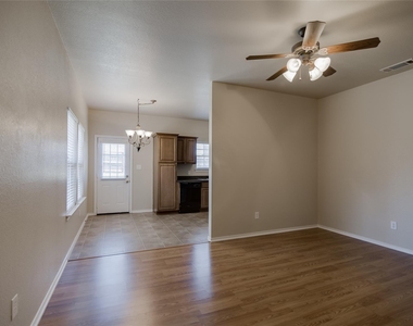 706 Parkplace Ridge - Photo Thumbnail 3