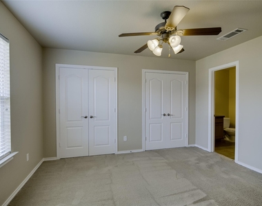 706 Parkplace Ridge - Photo Thumbnail 5