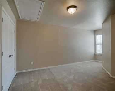 706 Parkplace Ridge - Photo Thumbnail 8